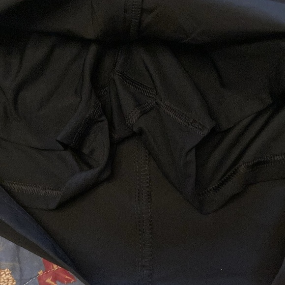 Eddie Bauer Adventurer 2.0 skort women’s 4 black nwt hiking, biking active - Picture 5 of 7